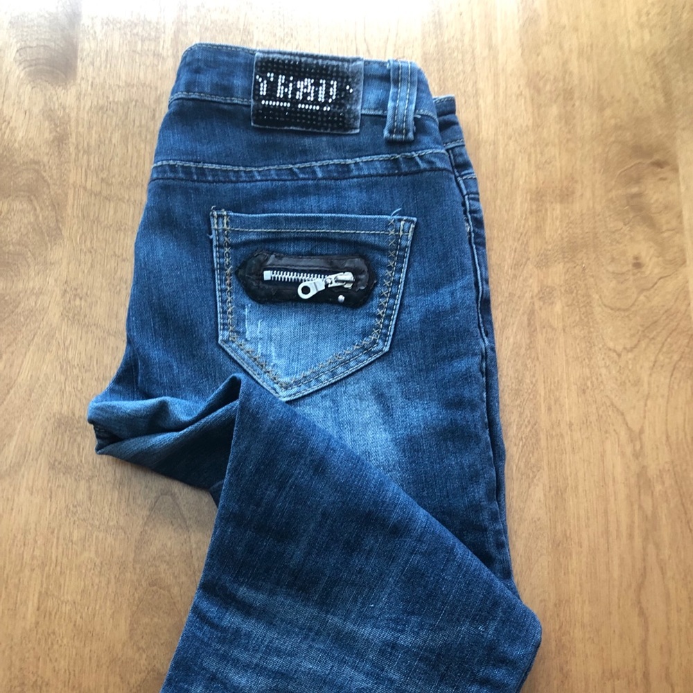 THRILL Jeans - Picture 2 of 3